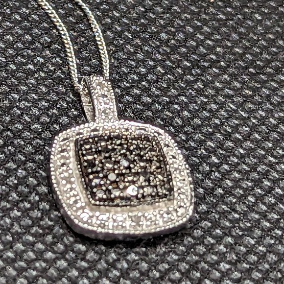 Genuine Black and White Diamonds Necklace with Chain in Sterling - Picture 1 of 5